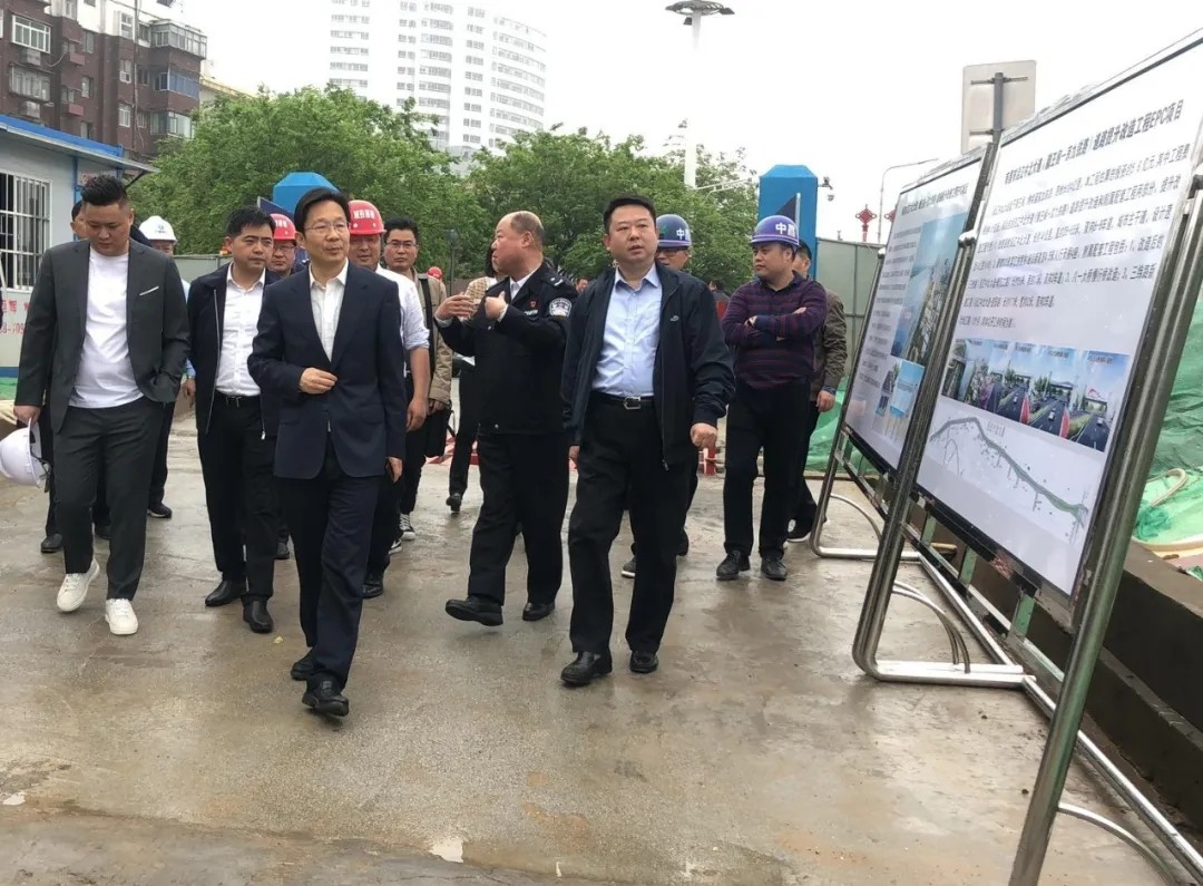 副市長宋鈾深入沿江中北大道提升改造工程現(xiàn)場(chǎng)調(diào)研
